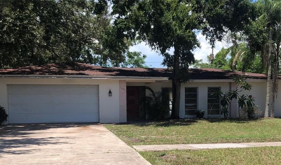 1652 SUNSET POINT Rd, Clearwater, FL 33755 - 4 Beds, 2 Bath