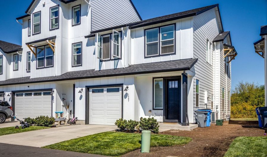 1507 NW 5TH, Battle Ground, WA 98604 - 3 Beds, 3 Bath