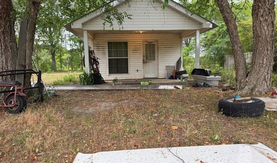 174 Harrell Rd, Adel, GA 31620 - 5 Beds, 3 Bath