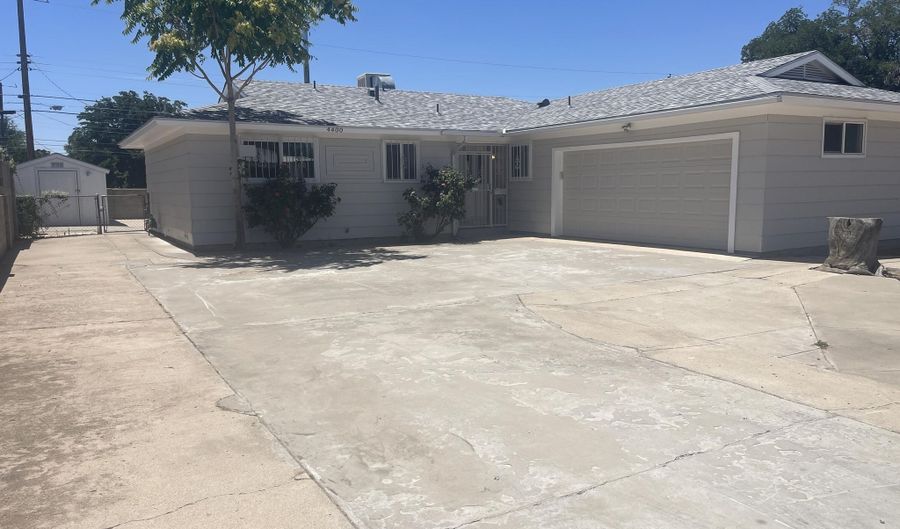 4400 Hilton Ave NE, Albuquerque, NM 87110 - 3 Beds, 2 Bath