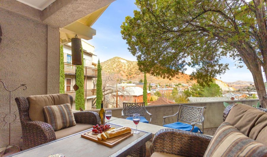 14 Maxfield Ave, Bisbee, AZ 85603 - 2 Beds, 1 Bath