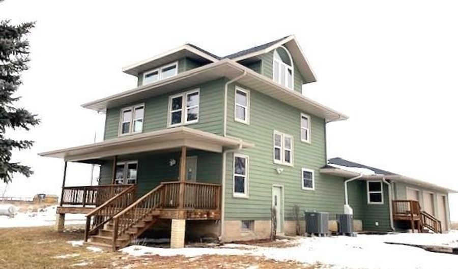 20664 390TH Ave, Wolsey, SD 57384 - 5 Beds, 3 Bath