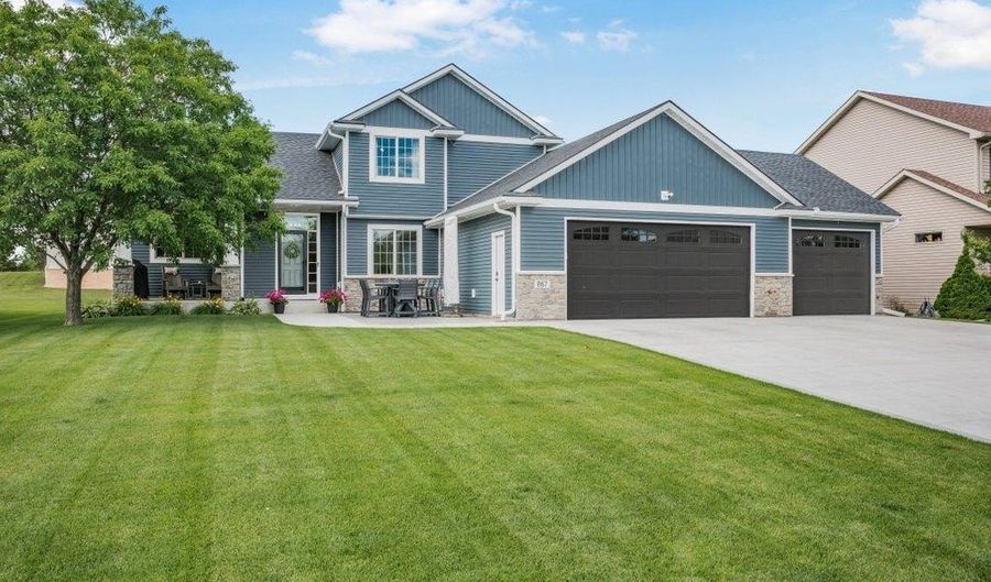 867 160th Ln NW, Andover, MN 55304 - 4 Beds, 3 Bath
