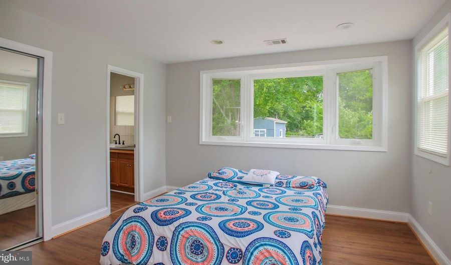 5602 ODELL Rd, Beltsville, MD 20705 - 4 Beds, 2 Bath