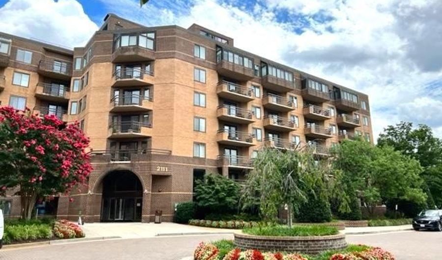 2111 WISCONSIN Ave NW #420, Washington, DC 20007 - 1 Beds, 1 Bath