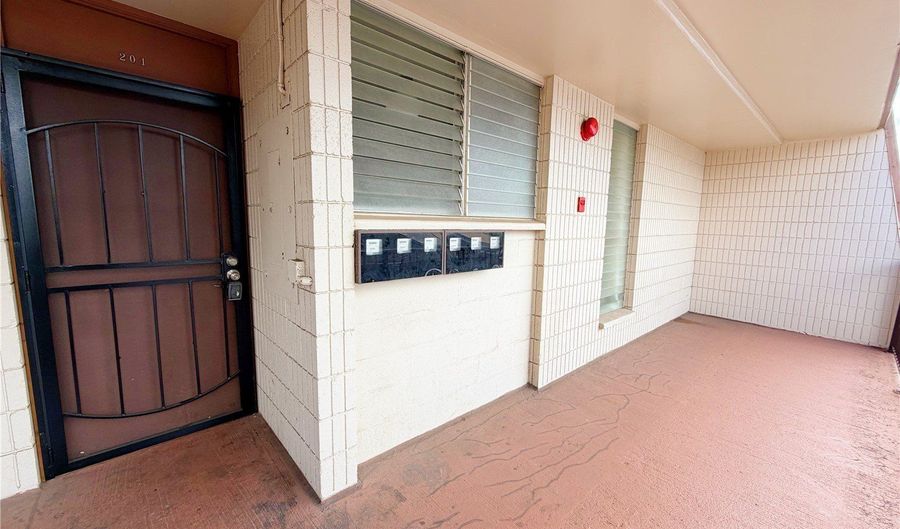 98-729 Moanalua Loop 201, Aiea, HI 96701 - 2 Beds, 1 Bath