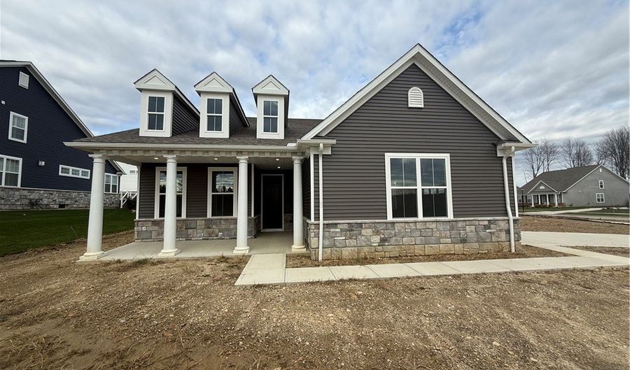 913 Arthur Trl, Aurora, OH 44202 - 2 Beds, 2 Bath