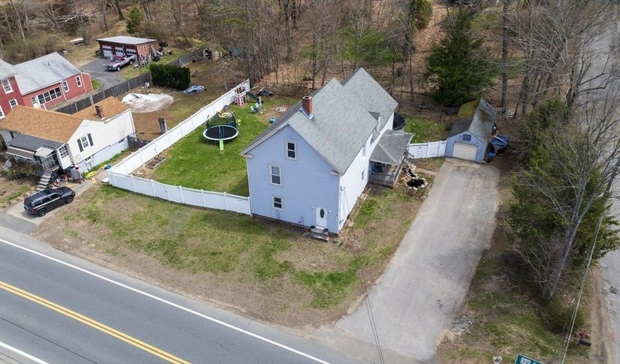 379 Main St, Barre, MA 01074 - 7 Beds, 2 Bath