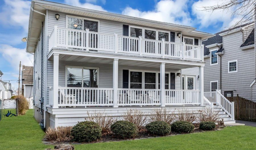 404 9th Ave Upper, Belmar, NJ 07719 - 3 Beds, 1 Bath