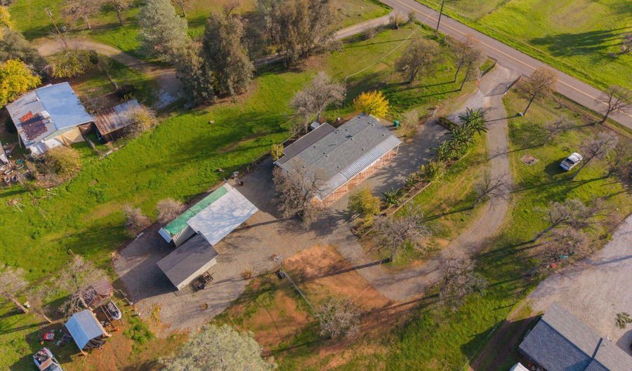 17300 Lassen Ave, Anderson, CA 96007 - 3 Beds, 2 Bath
