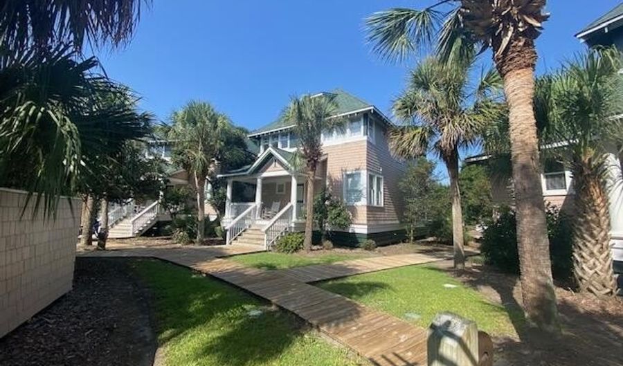 30 Earl Of Craven Ct C + Crofter Rights, Bald Head Island, NC 28461 - 2 Beds, 2 Bath