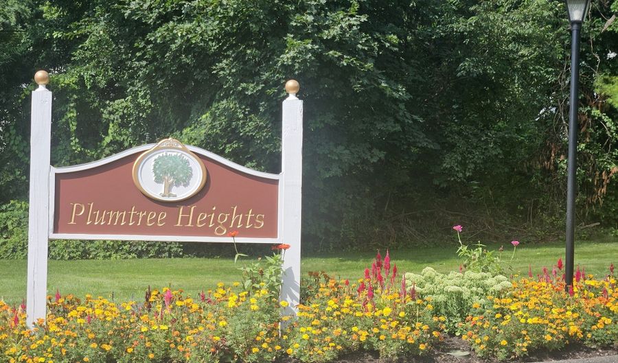 54 Deer Run 54, Bethel, CT 06801 - 2 Beds, 2 Bath