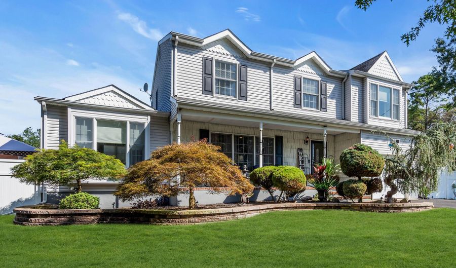 220 Edward Ave, Bayville, NJ 08721 - 4 Beds, 3 Bath