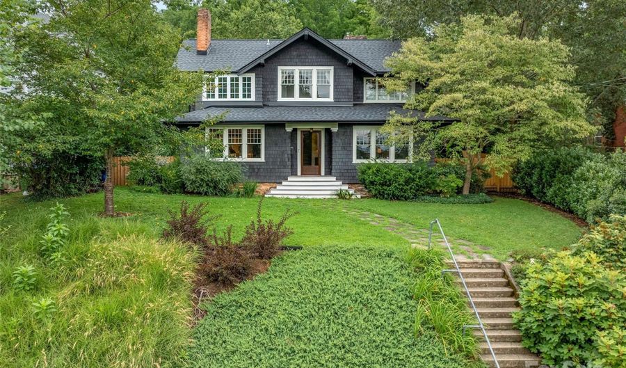 125 Furman Ave, Asheville, NC 28801 - 3 Beds, 3 Bath