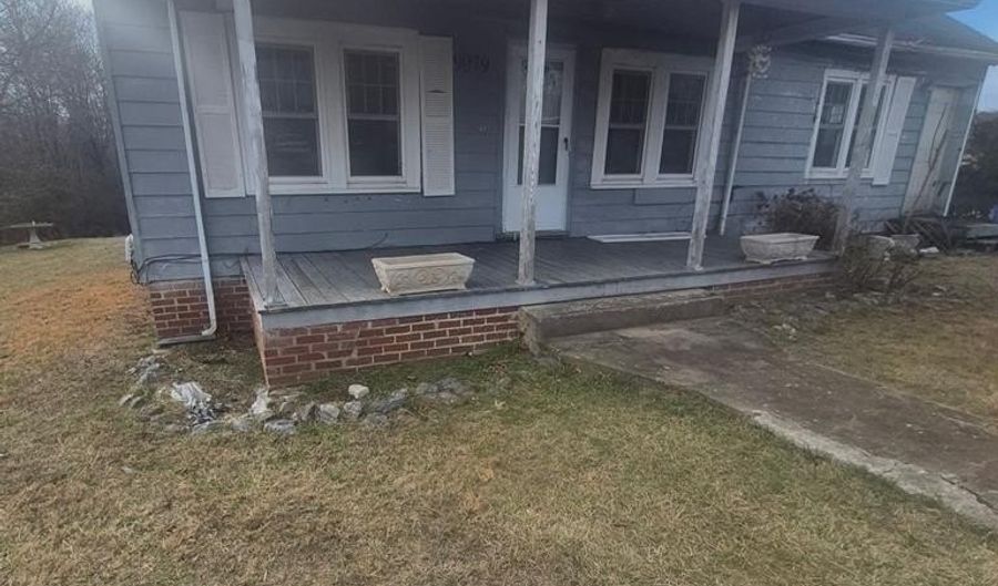 9079 Mountain Valley Rd, Axton, VA 24054 - 2 Beds, 1 Bath