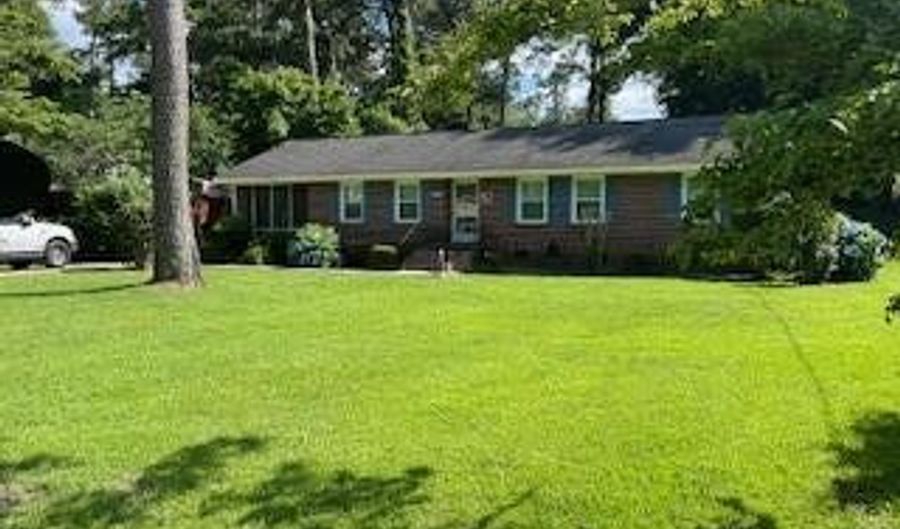 1453 Brant Ave, Holly Hill, SC 29059 - 3 Beds, 2 Bath