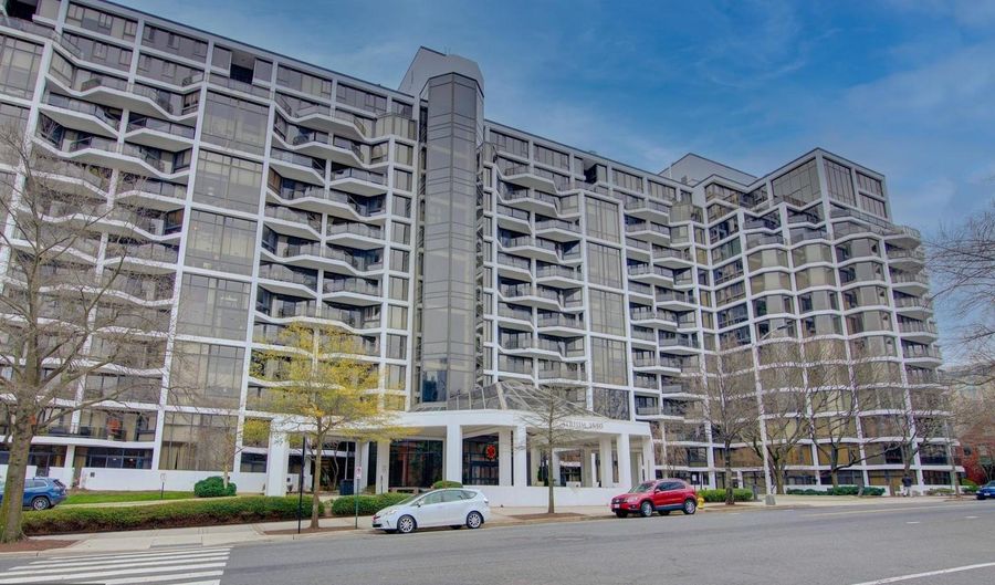 1530 KEY Blvd #1321, Arlington, VA 22209 - 2 Beds, 3 Bath