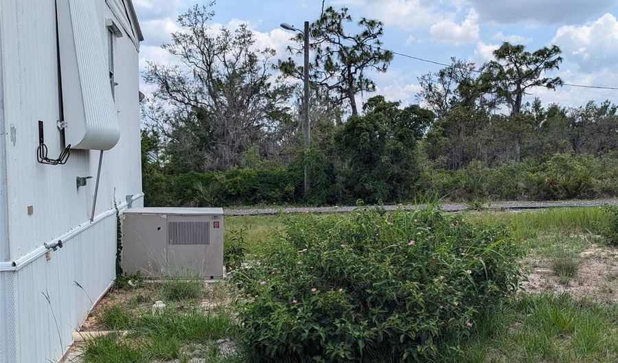 64 HOG Rd, Avon Park, FL 33825 - 2 Beds, 2 Bath