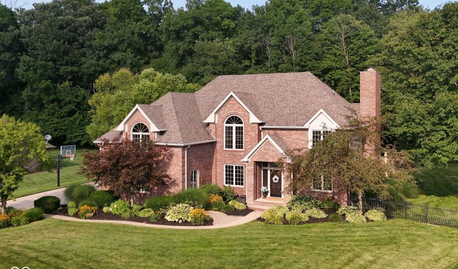 1981 Water Oak Way, Avon, IN 46123 - 4 Beds, 5 Bath