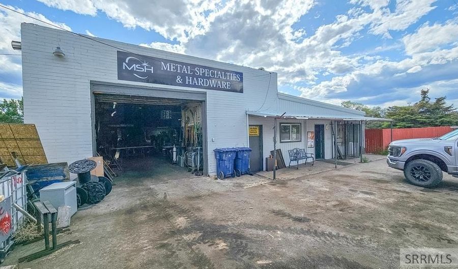 331 N Idaho St, Arco, ID 83213 - 0 Beds, 0 Bath
