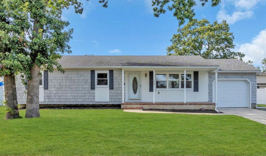 1020 Cable Ave, Beachwood, NJ 08722 - 3 Beds, 1 Bath