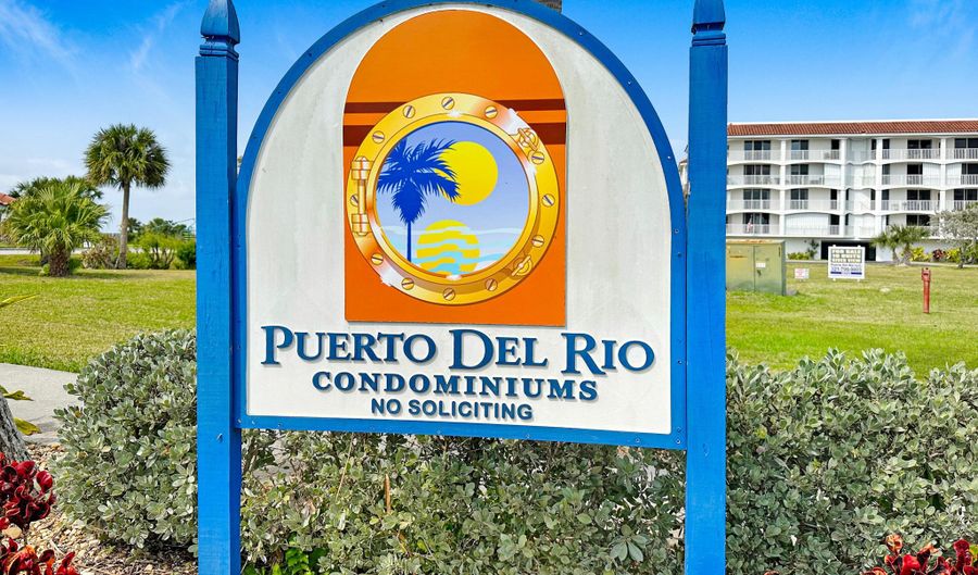 8934 Puerto Del Rio Dr 8403, Cape Canaveral, FL 32920 - 3 Beds, 2 Bath