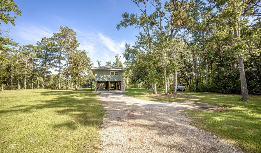 10296 Road 252, Biloxi, MS 39532 - 2 Beds, 1 Bath