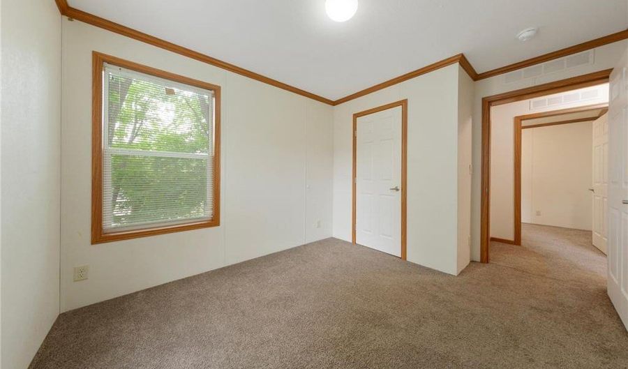 12270 Geneva Way, Apple Valley, MN 55124 - 3 Beds, 2 Bath