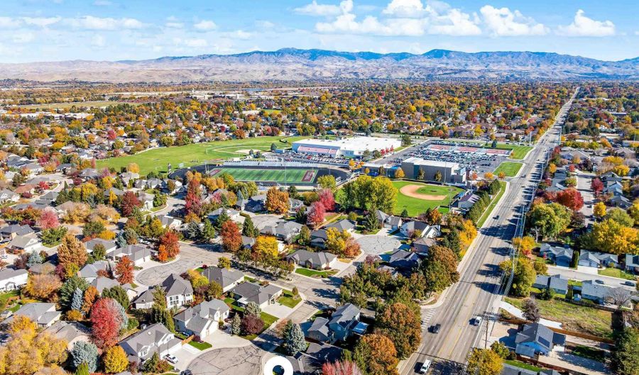 12777 W Goldenbrook Ct, Boise, ID 83713 - 4 Beds, 2 Bath