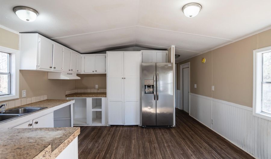 236 Placid Cir, Batesburg, SC 29070 - 5 Beds, 2 Bath