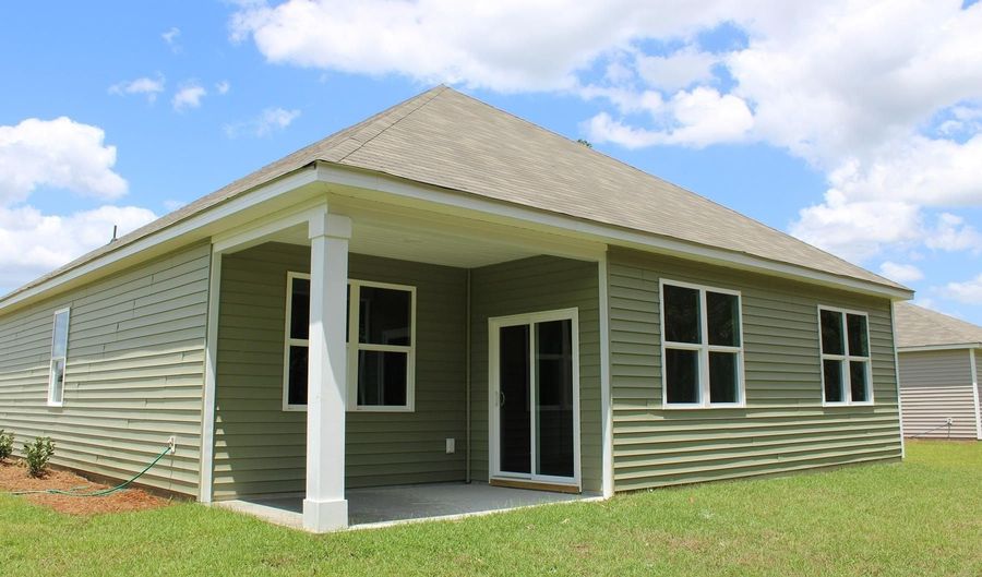 1293 Woodhouse Dr, Ash, NC 28420 - 3 Beds, 2 Bath