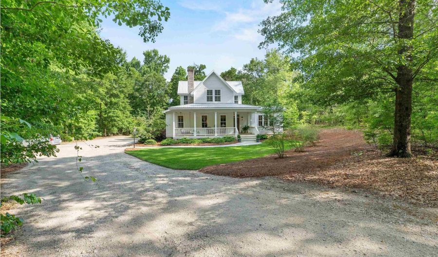 1604 Malvern Hill Dr, Camden, SC 29020 - 4 Beds, 3 Bath