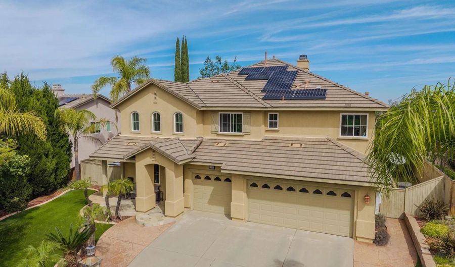 10562 Aspen Gln, Escondido, CA 92026 - 5 Beds, 3 Bath