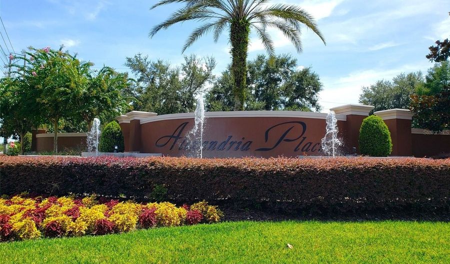 432 ALEXANDRIA PLACE Dr, Apopka, FL 32712 - 4 Beds, 3 Bath