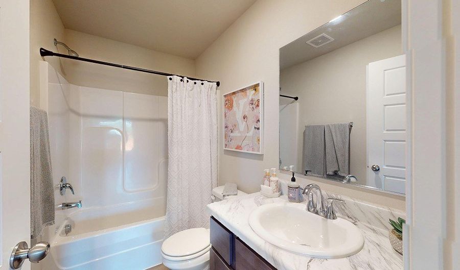 6041 Discovery Trl, Bauxite, AR 72011 - 3 Beds, 2 Bath