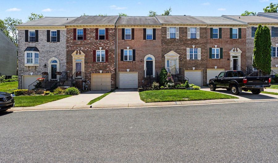 940 CHESNEY Ln, Bel Air, MD 21014 - 3 Beds, 3 Bath