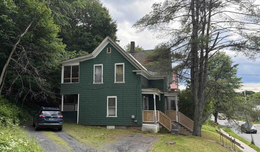 83 Merchant St, Barre, VT 05641 - 2 Beds, 1 Bath