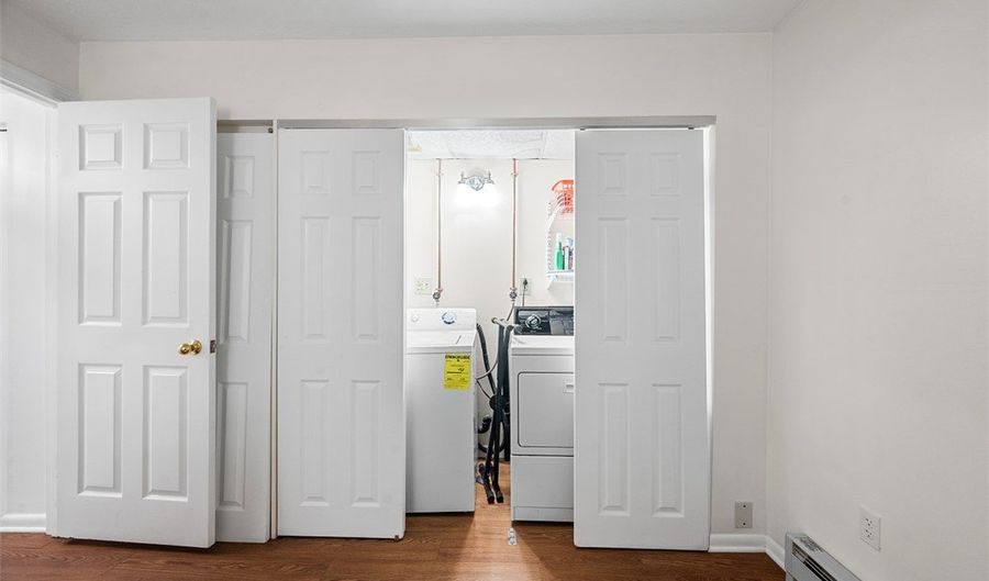 206 Little Hollow Dr, Aleppo, PA 15143 - 2 Beds, 2 Bath