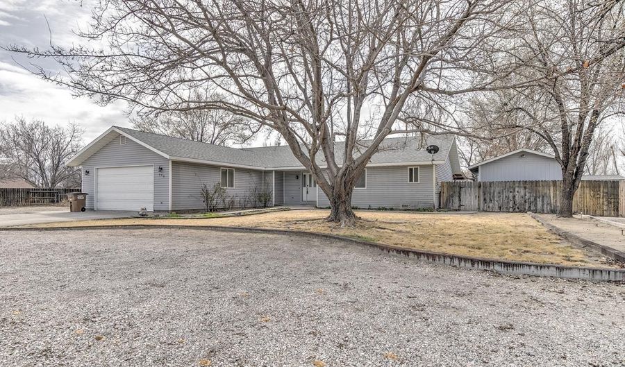 200 Lewis Ln, Fallon, NV 89406 - 3 Beds, 3 Bath