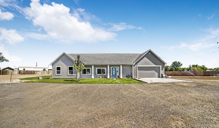 1415 Sunrise Vw, Buhl, ID 83316 - 3 Beds, 3 Bath