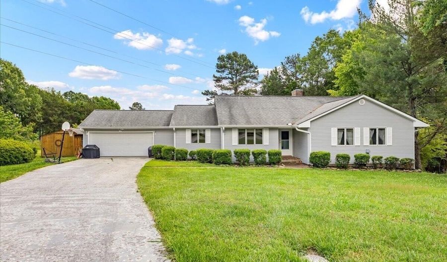 2522 Cindy St, Athens, TN 37303 - 3 Beds, 2 Bath
