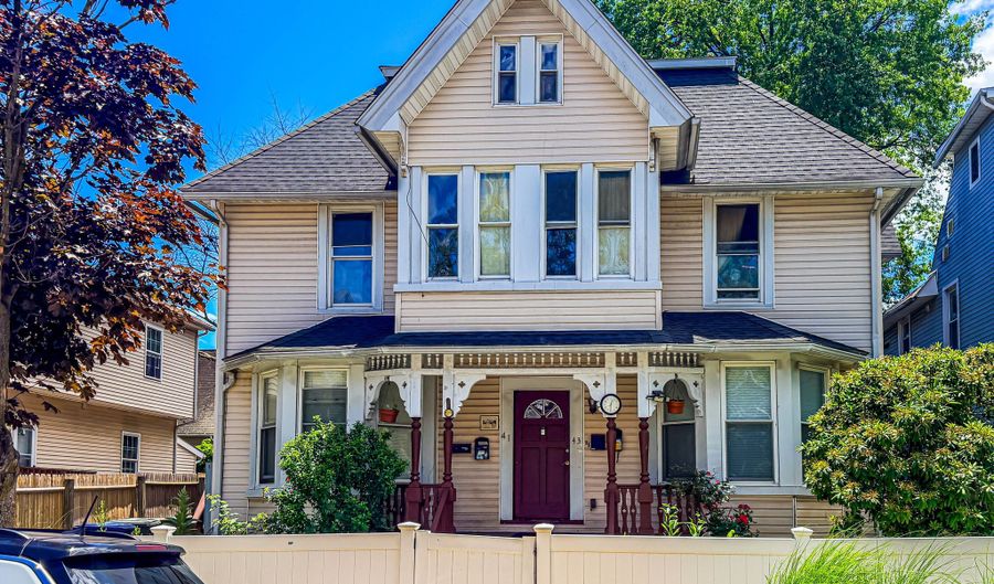41-43 Cottage St, Bridgeport, CT 06605 - 2 Beds, 1 Bath