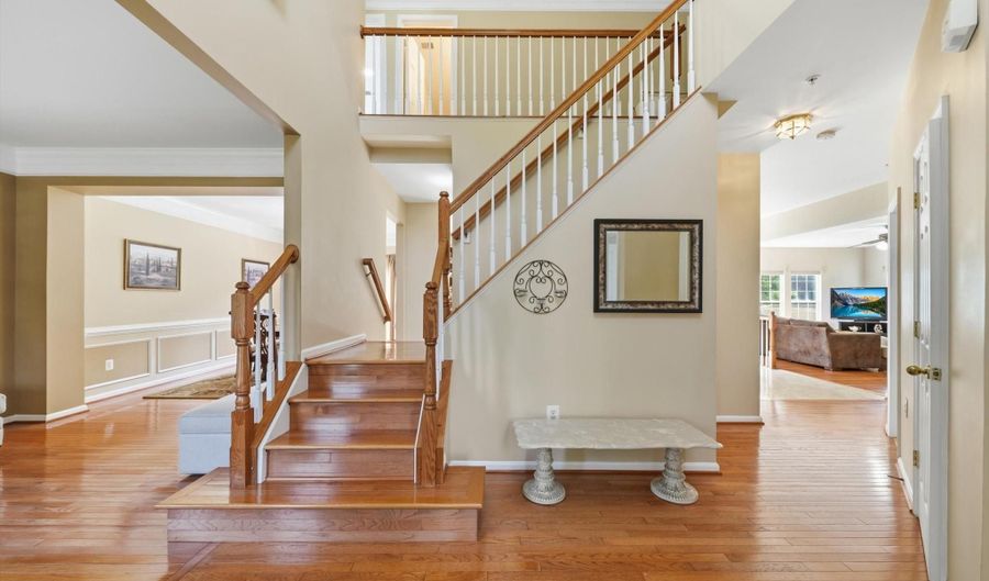 14514 BUBBLING SPRING Rd, Boyds, MD 20841 - 5 Beds, 5 Bath