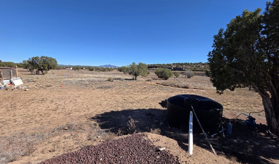 1505 W Bernadine S Way, Ash Fork, AZ 86320 - 3 Beds, 3 Bath