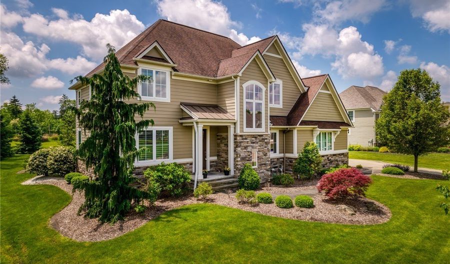 435 Dunwoody Dr, Aurora, OH 44202 - 4 Beds, 5 Bath