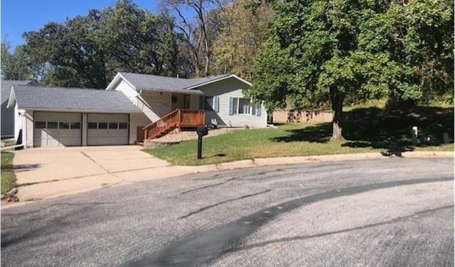 721 Cliff St NE, Chatfield, MN 55923 - 4 Beds, 3 Bath