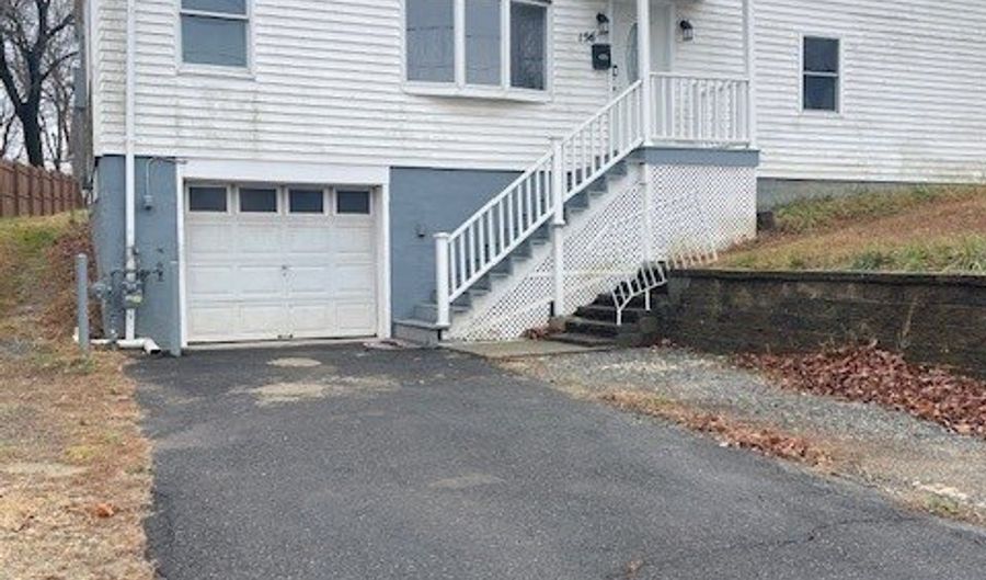 156 Triangle St, Danbury, CT 06810 - 6 Beds, 3 Bath