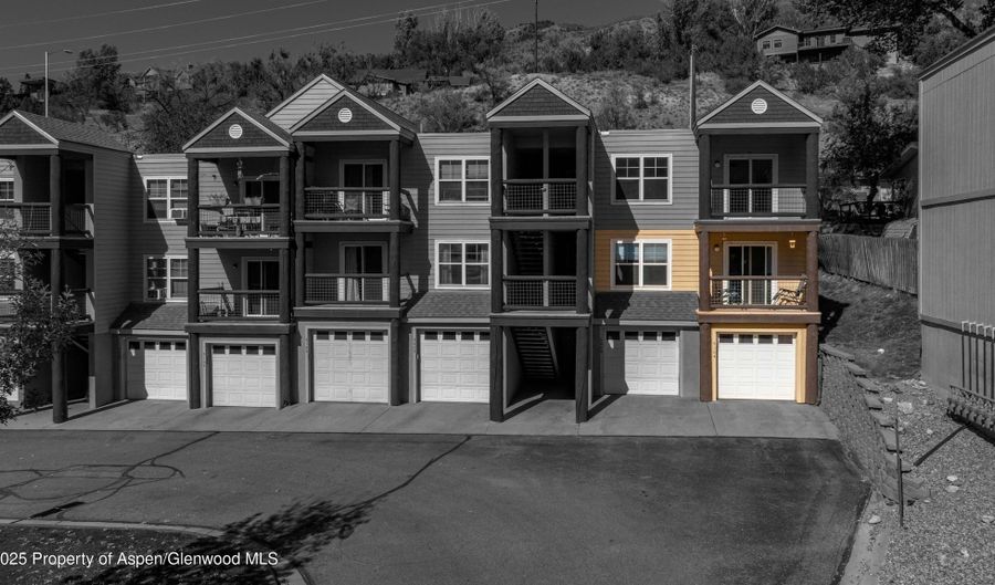 3104 Sunset Ridge Ct, Glenwood Springs, CO 81601 - 2 Beds, 2 Bath