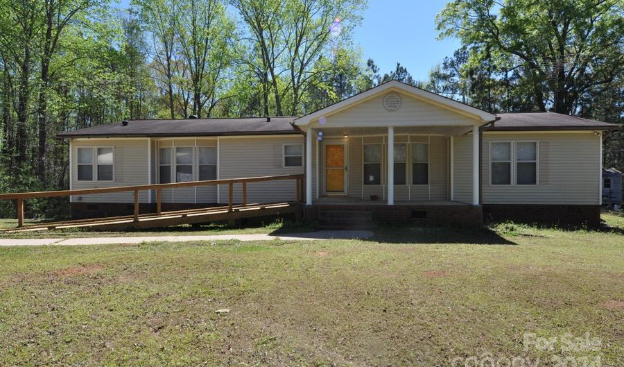 1646 Madison Rd 22, Chester, SC 29706 - 3 Beds, 2 Bath