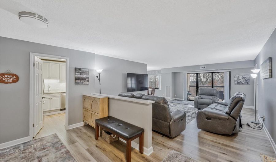 309 YOAKUM Pkwy 807, Alexandria, VA 22304 - 3 Beds, 2 Bath